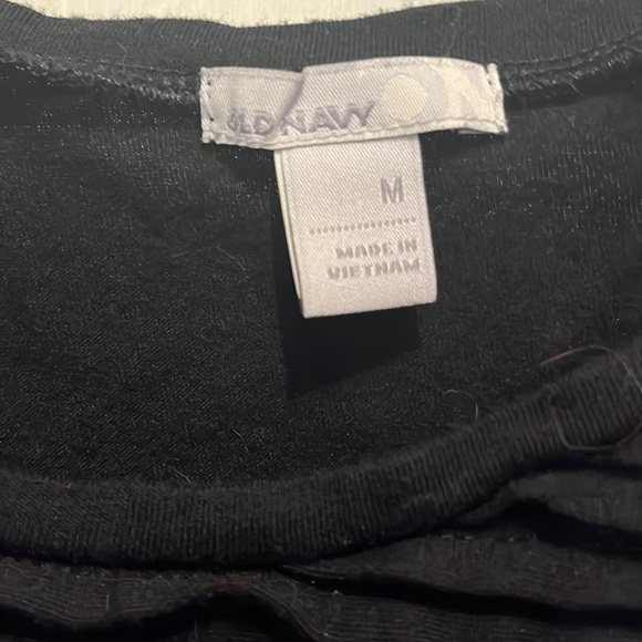Old Navy black tee - Picture 2 of 5